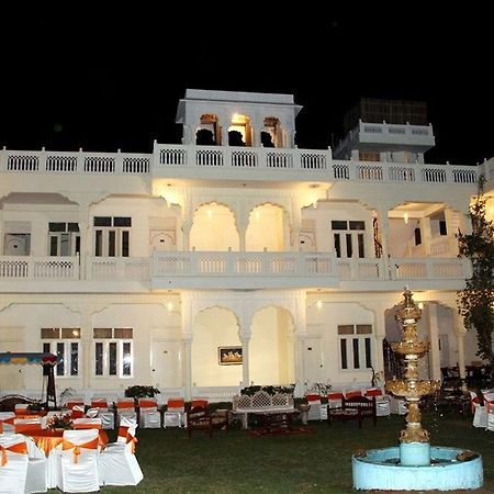 Отель Jaipur Darbar Экстерьер фото